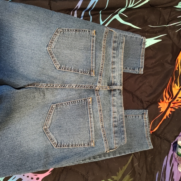 Women's Old Navy Blue jeans size 8 regular - Picture 3 of 3